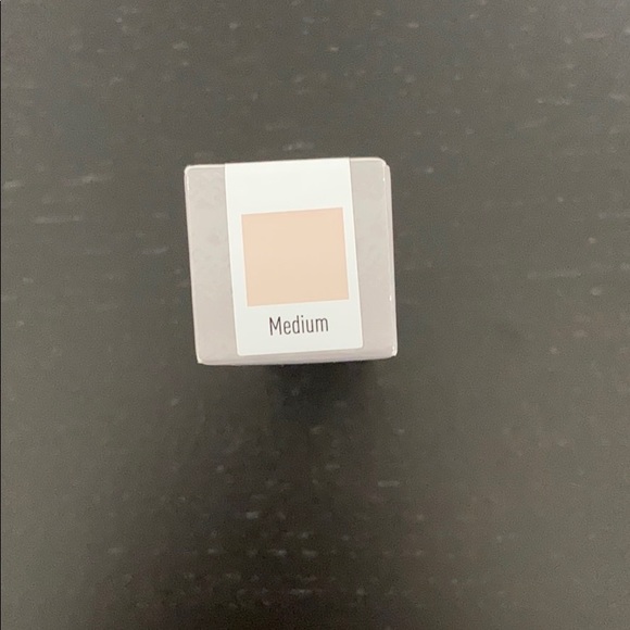 Makeup Bundle - Picture 3 of 15